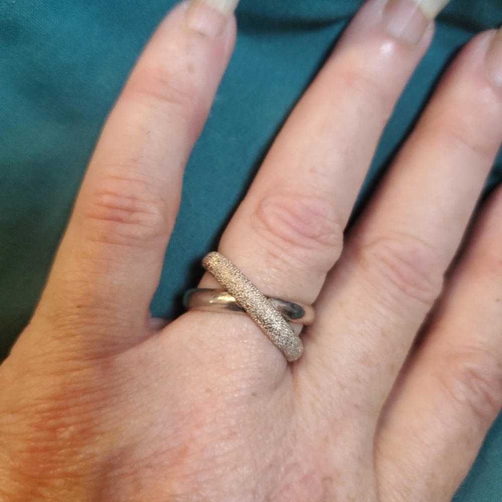 925 Sterling Silver Criss Cross Double Band Ring Size 8